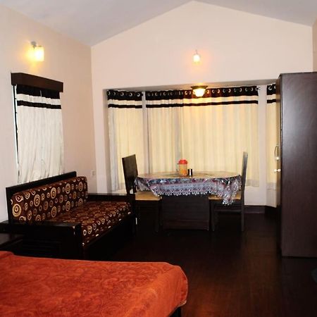 Park Corner Home Stay Coonoor Buitenkant foto