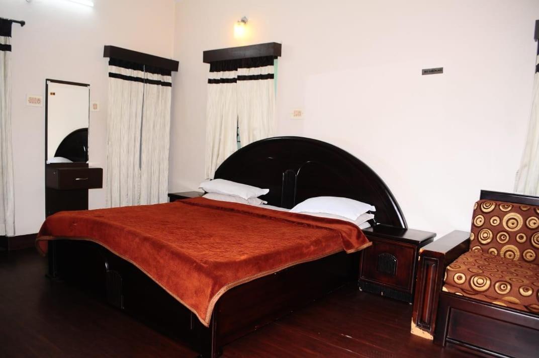Park Corner Home Stay Coonoor Buitenkant foto