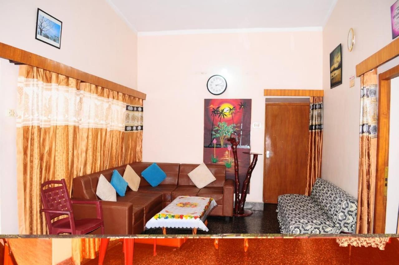 Park Corner Home Stay Coonoor Buitenkant foto