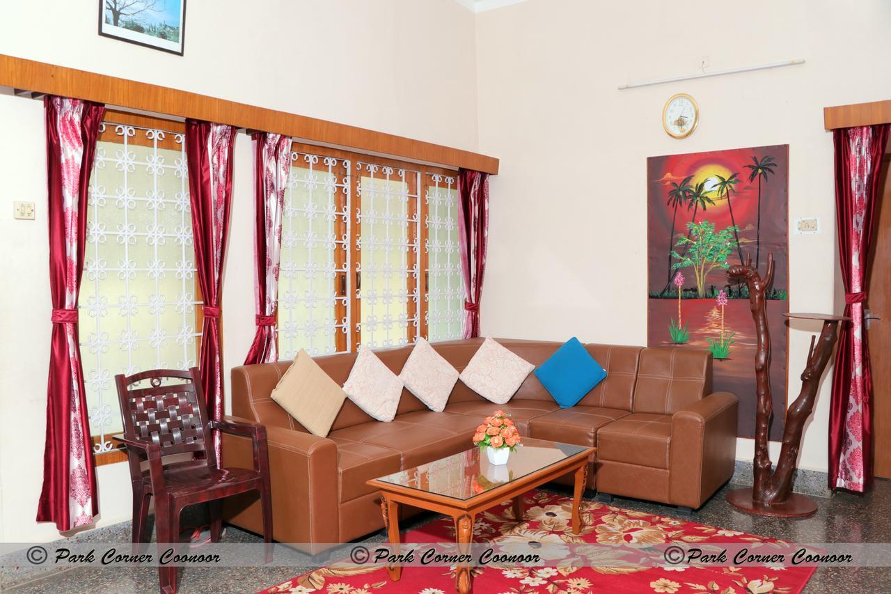 Park Corner Home Stay Coonoor Buitenkant foto