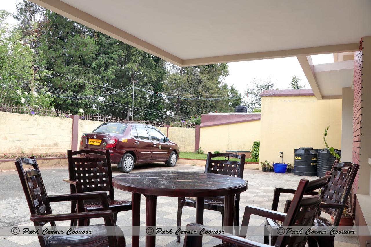 Park Corner Home Stay Coonoor Buitenkant foto